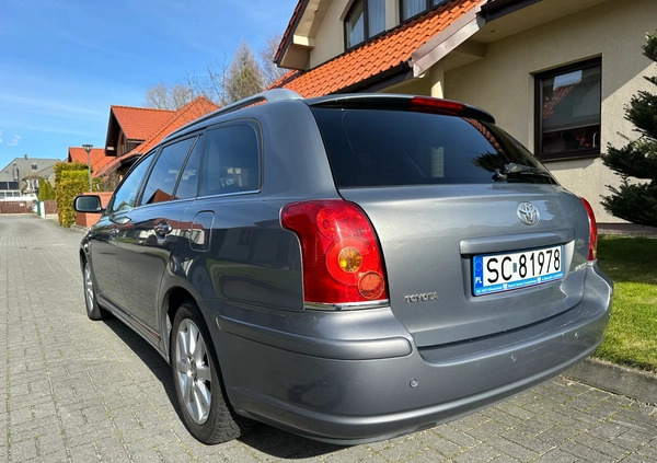 Toyota Avensis cena 10500 przebieg: 394350, rok produkcji 2003 z Częstochowa małe 56